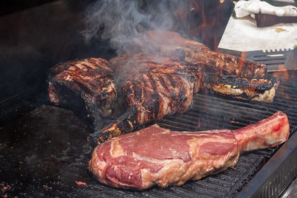 grootvlees of bigmeat bbq vlees voor een stoere bbq