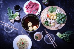 Recept met foto voor fondue in vleesbouillon en aziatische hotpot